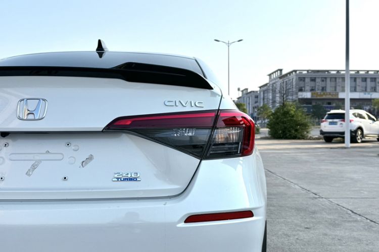Used Honda Civic 2022 240TURBO CVT Dynamic Edition Exterior 9