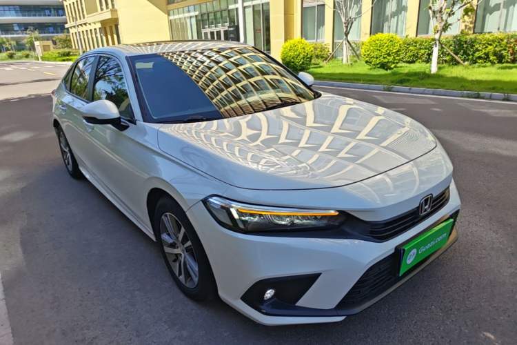 Used Honda Civic 2022 240TURBO CVT Dynamic Edition Front Right 45 Deg