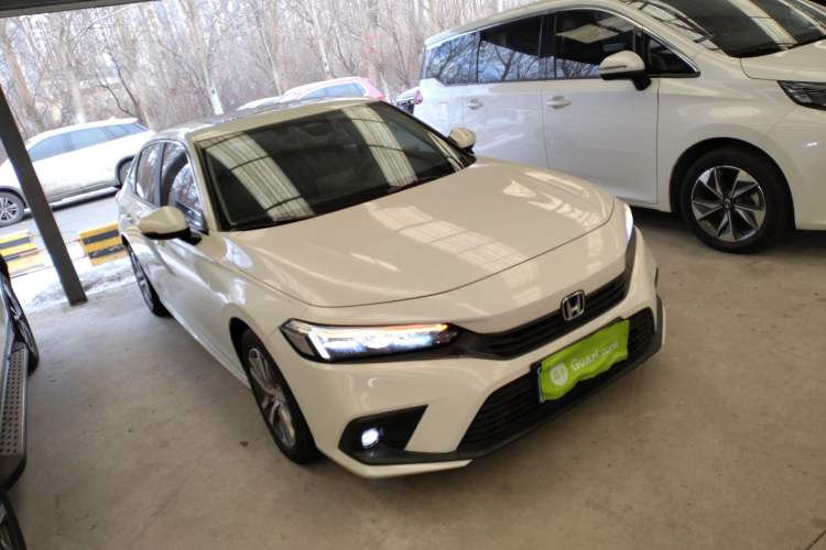 Used Honda Civic 2022 240TURBO CVT Dynamic Edition Front Right 45 Deg