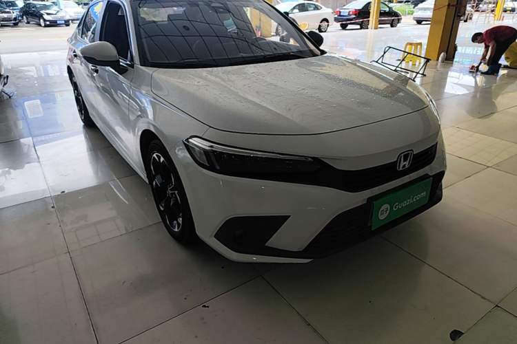 Used Honda Civic 2022 240TURBO CVT Dynamic Edition Front Right 45 Deg