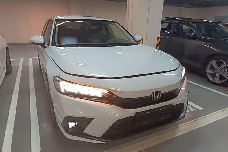 Used Honda Civic 2022 240TURBO CVT Dynamic Edition Front Right 45 Deg