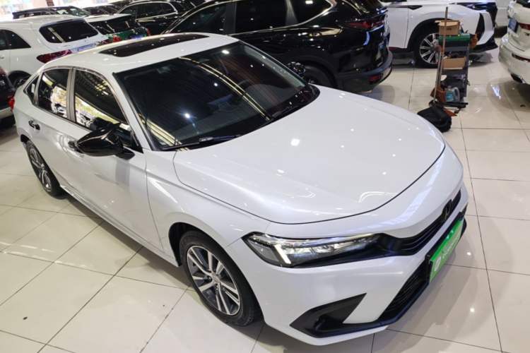 Used Honda Civic 2022 240TURBO CVT Dynamic Edition Front Right 45 Deg