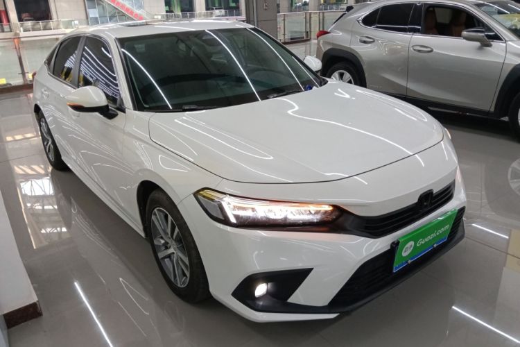 Used Honda Civic 2022 240TURBO CVT Dynamic Edition Front Right 45 Deg