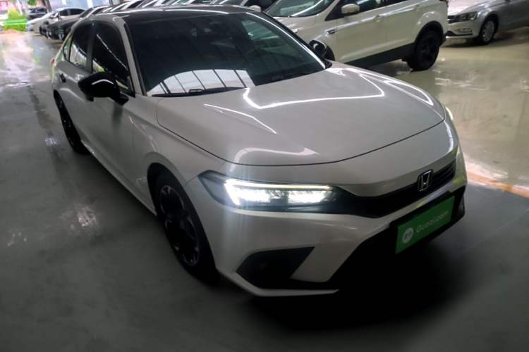 Used Honda Civic 2022 240TURBO CVT Dynamic Edition Front Right 45 Deg