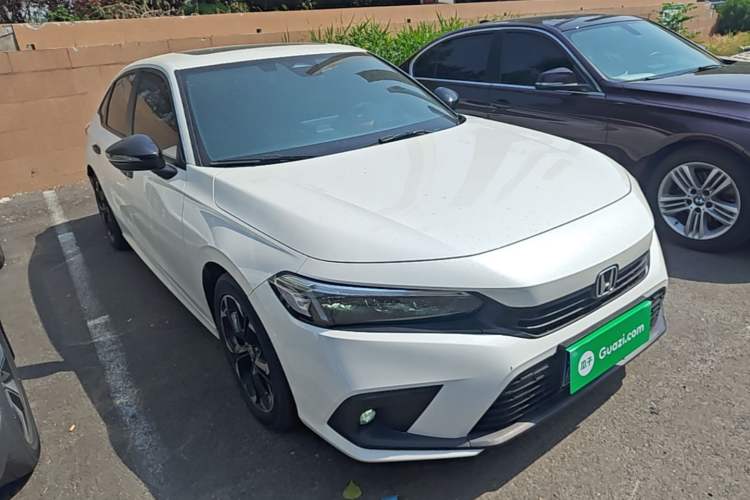 Used Honda Civic 2022 240TURBO CVT Dynamic Edition Front Right 45 Deg