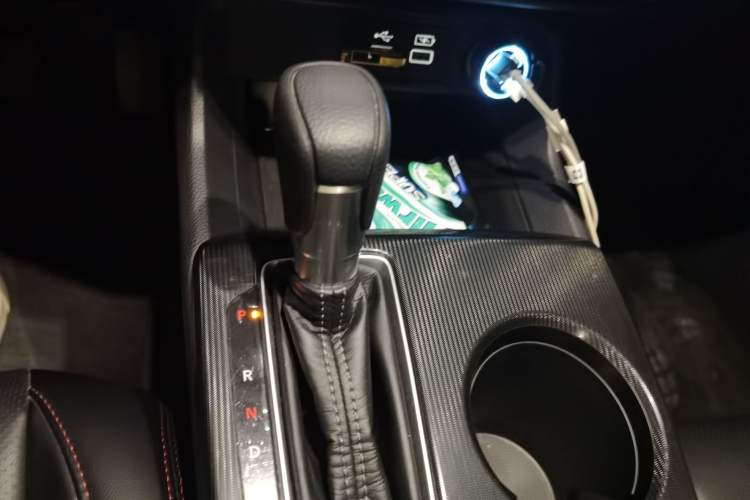 Used Honda Civic 2022 240TURBO CVT Dynamic Edition Gear Lever