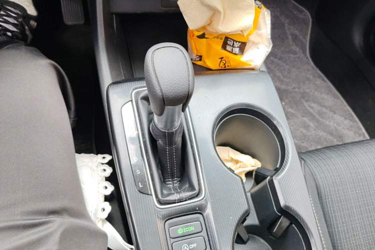 Used Honda Civic 2022 240TURBO CVT Dynamic Edition Gear Lever