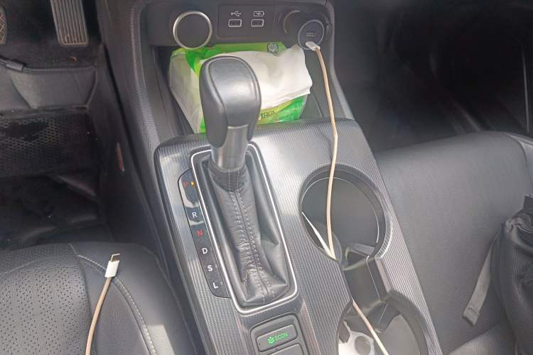 Used Honda Civic 2022 180TURBO CVT Shangqing Edition Gear Lever