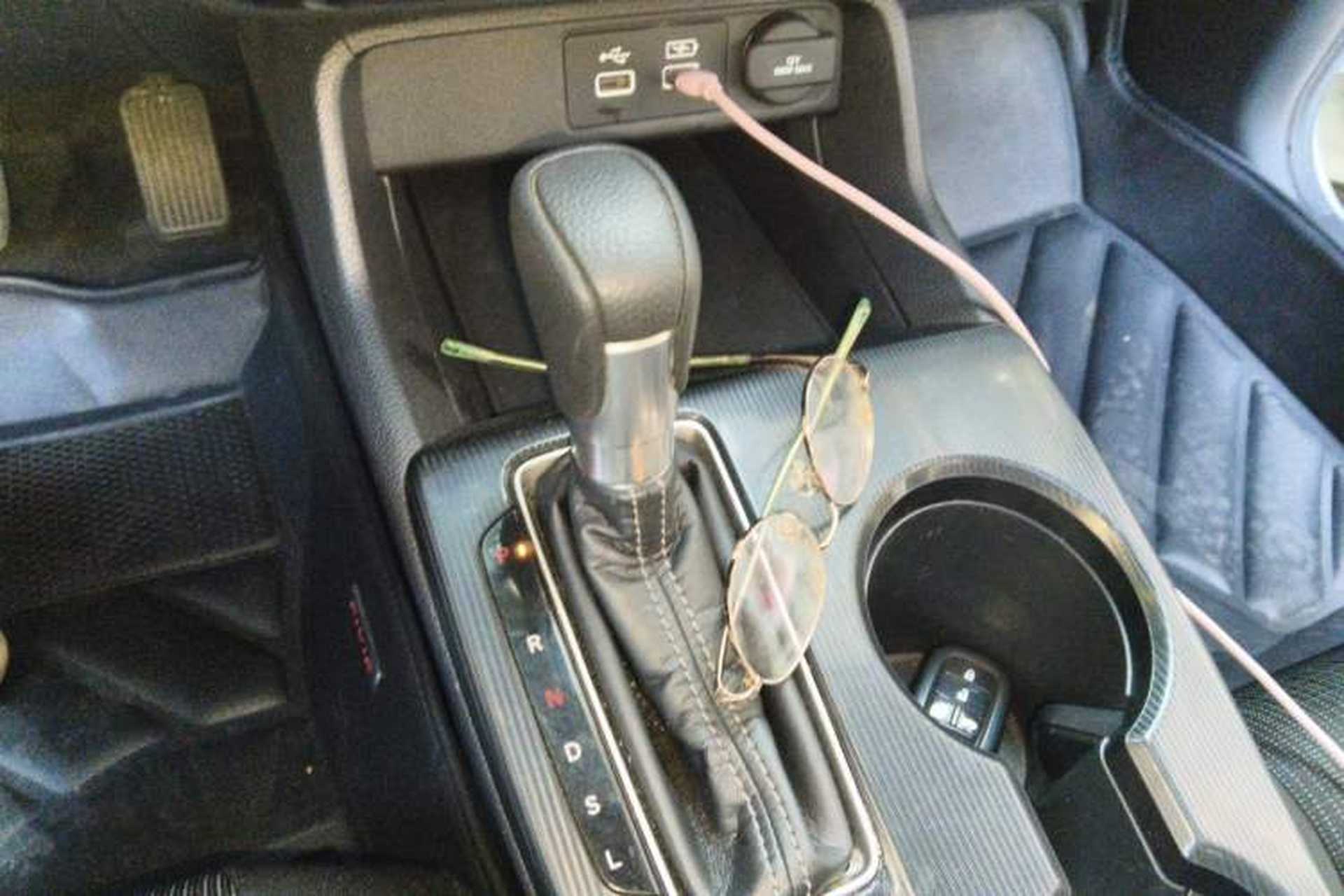 Used Honda Civic 2022 240TURBO CVT Dynamic Edition Gear Lever