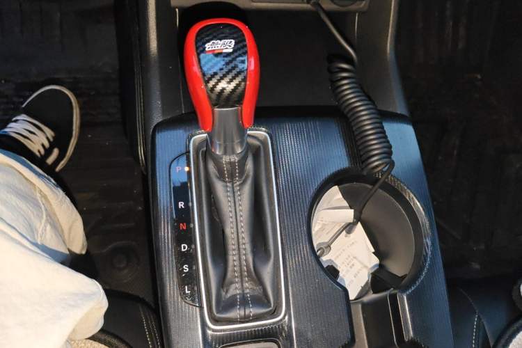 Used Honda Civic 2022 240TURBO CVT Dynamic Edition Gear Lever
