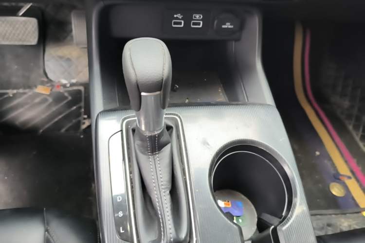 Used Honda Civic 2022 240TURBO CVT Jingcheng Edition Gear Lever