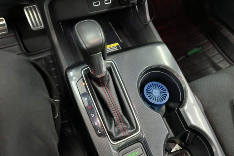 Used Honda Civic 2022 240TURBO CVT Ignition Edition Gear Lever