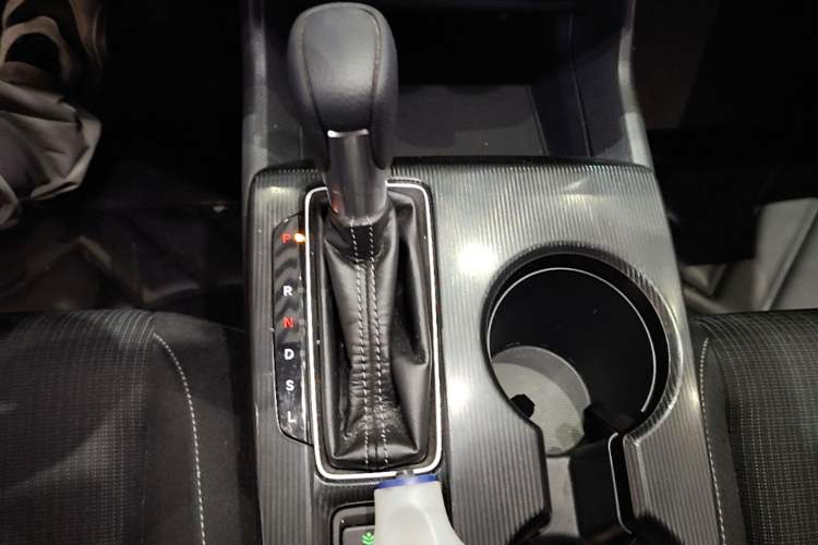 Used Honda Civic 2022 240TURBO CVT Dynamic Edition Gear Lever