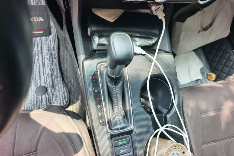 Used Honda Civic 2022 240TURBO CVT Dynamic Edition Gear Lever