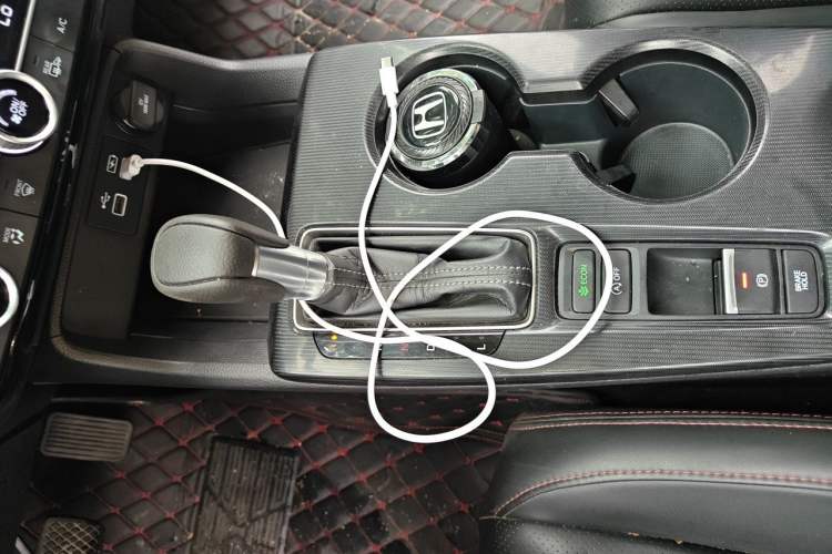 Used Honda Civic 2022 240TURBO CVT Dynamic Edition Gear Lever