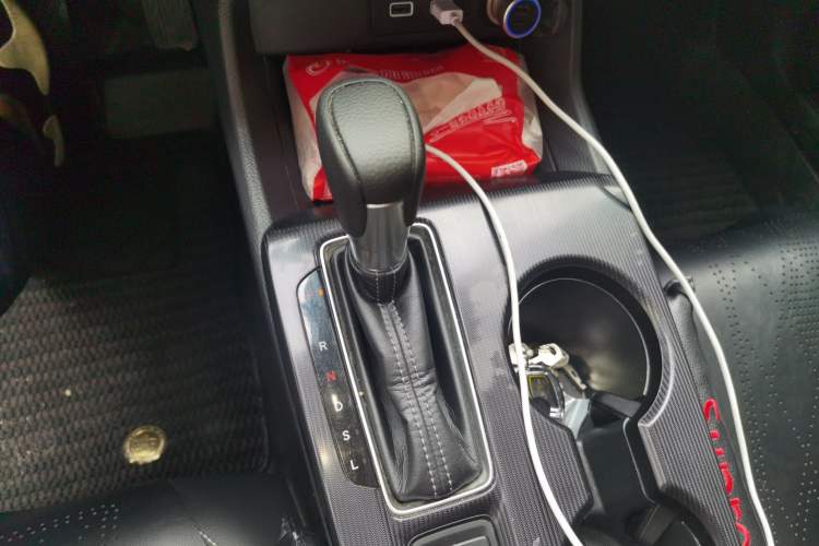 Used Honda Civic 2022 240TURBO CVT Dynamic Edition Gear Lever