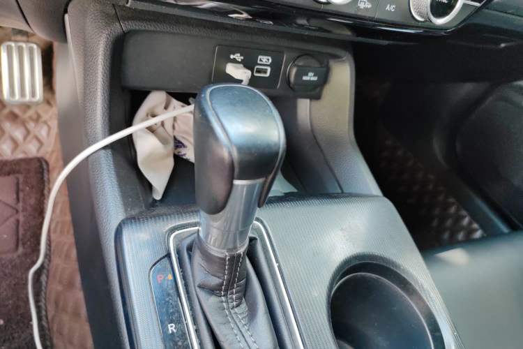 Used Honda Civic 2022 240TURBO CVT Dynamic Edition Gear Lever