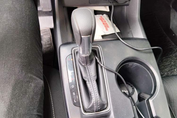 Used Honda Civic 2022 240TURBO CVT Dynamic Edition Gear Lever