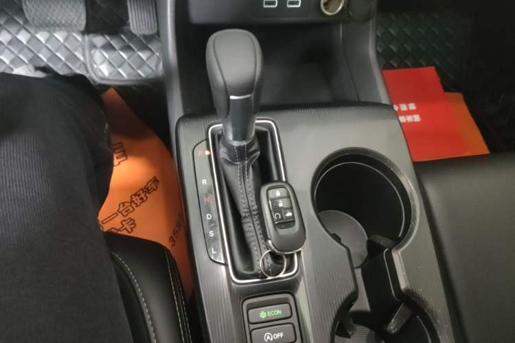 Used Honda Civic 2022 240TURBO CVT Dynamic Edition Gear Lever