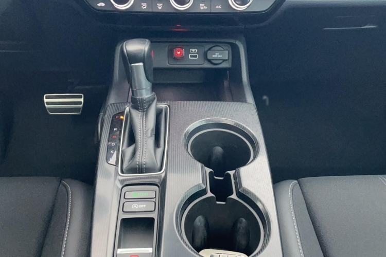 Used Honda Civic 2022 240TURBO CVT Dynamic Edition Gear Lever