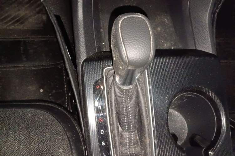 Used Honda Civic 2022 240TURBO CVT Dynamic Edition Gear Lever