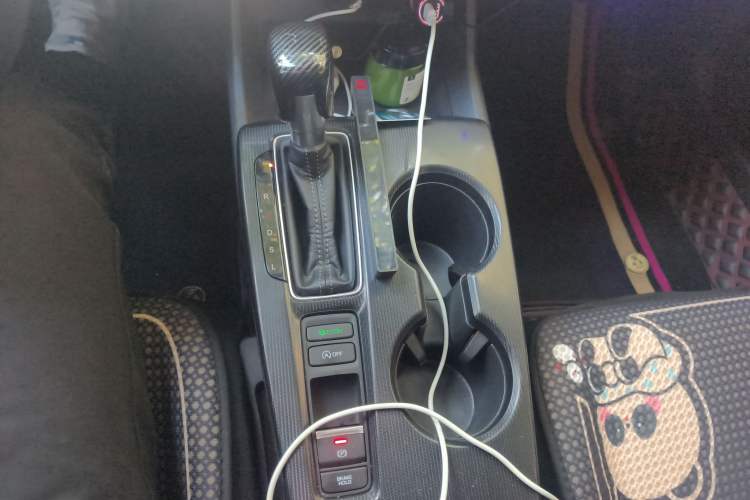 Used Honda Civic 2022 180TURBO CVT Shangqing Edition Gear Lever