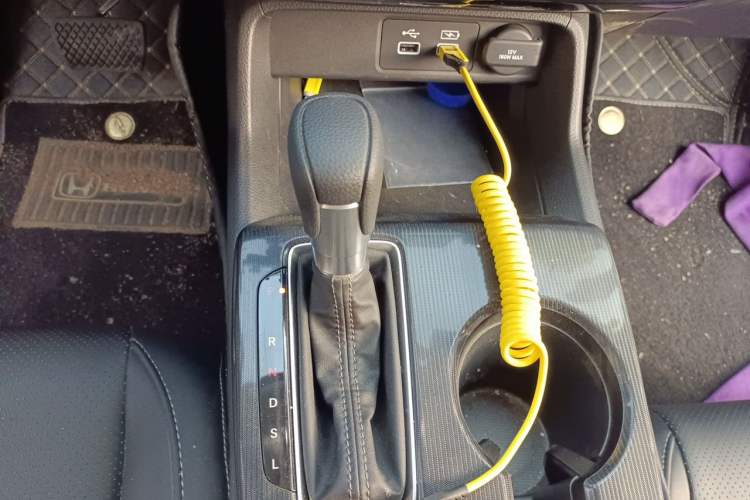 Used Honda Civic 2022 240TURBO CVT Dynamic Edition Gear Lever