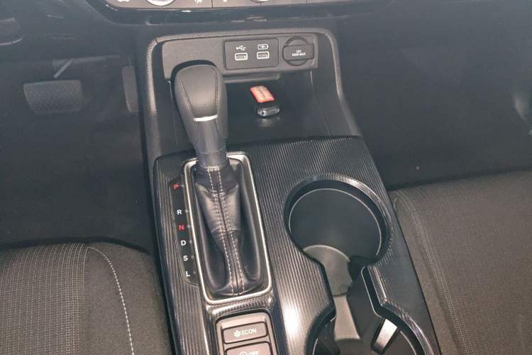 Used Honda Civic 2022 240TURBO CVT Dynamic Edition Gear Lever