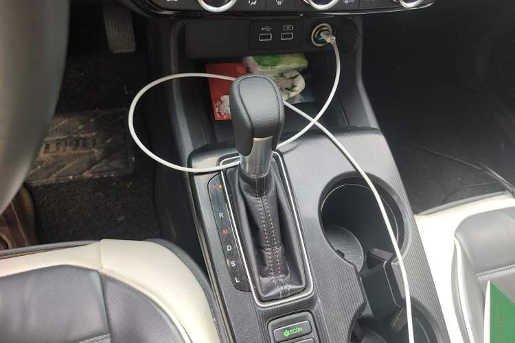 Used Honda Civic 2022 240TURBO CVT Dynamic Edition Gear Lever