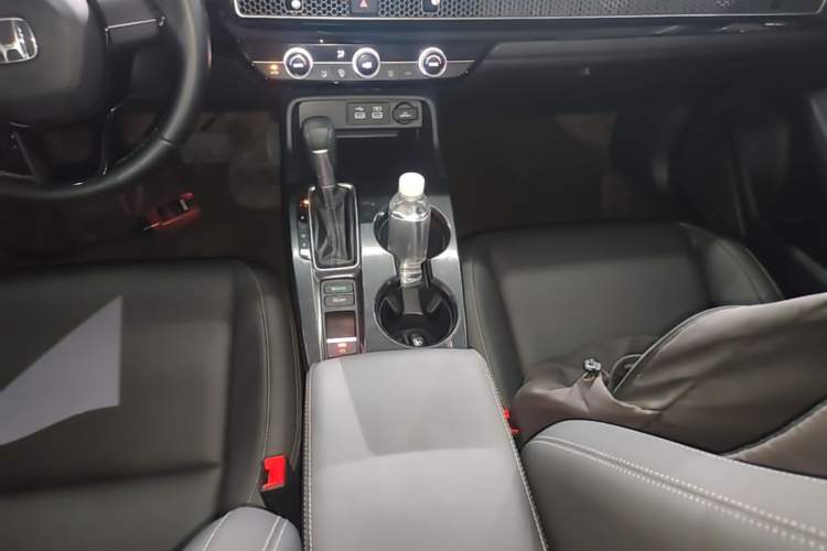 Used Honda Civic 2022 180TURBO CVT Shangdong Edition Gear Lever