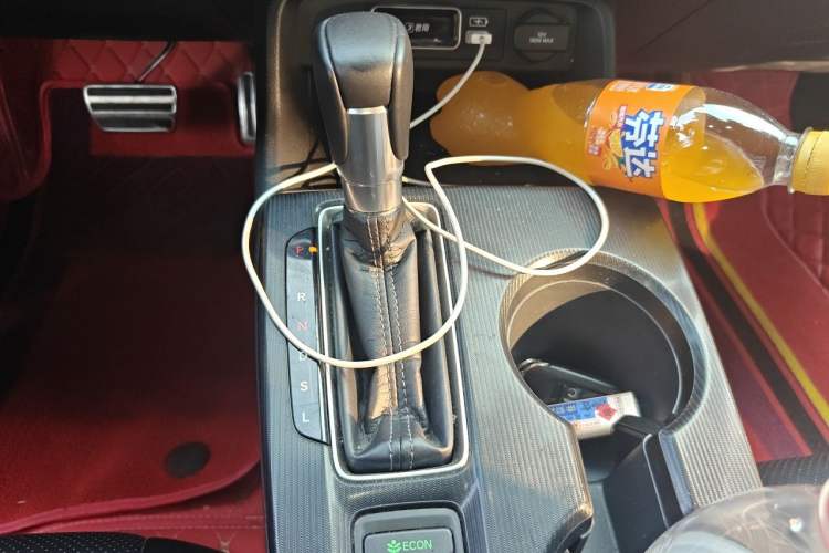 Used Honda Civic 2022 240TURBO CVT Dynamic Edition Gear Lever