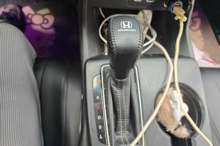 Used Honda Civic 2022 240TURBO CVT Dynamic Edition Gear Lever