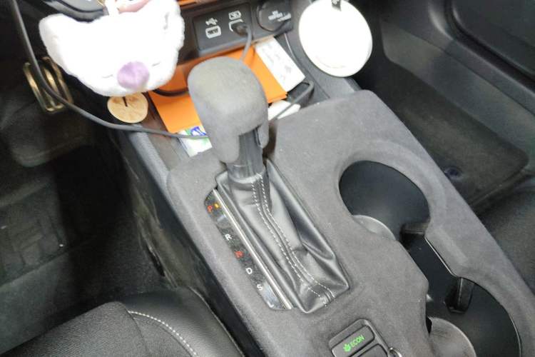 Used Honda Civic 2022 240TURBO CVT Dynamic Edition Gear Lever