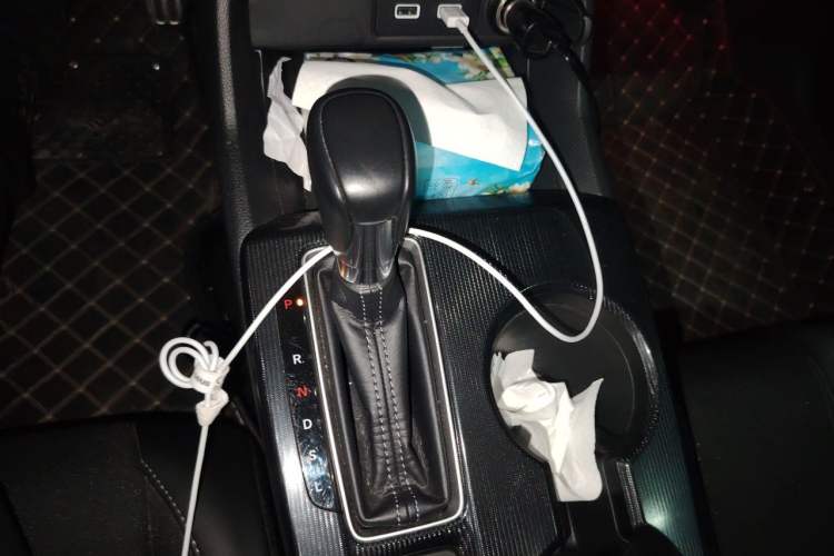 Used Honda Civic 2022 240TURBO CVT Dynamic Edition Gear Lever