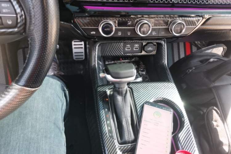 Used Honda Civic 2022 240TURBO CVT Dynamic Edition Gear Lever