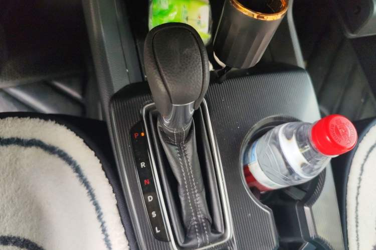 Used Honda Civic 2022 240TURBO CVT Dynamic Edition Gear Lever