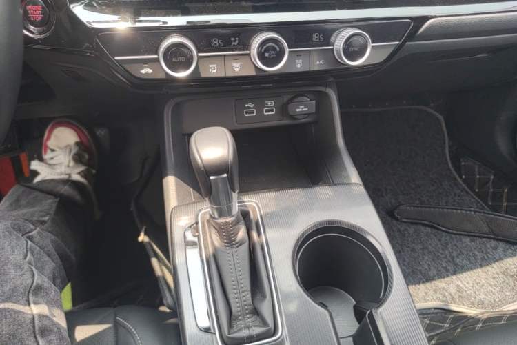 Used Honda Civic 2022 180TURBO CVT Shangqing Edition Gear Lever