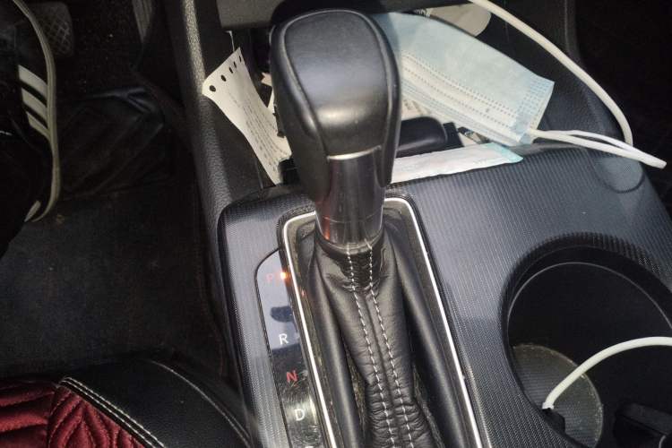 Used Honda Civic 2022 180TURBO CVT Shangqing Edition Gear Lever