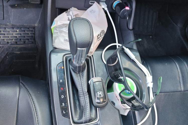 Used Honda Civic 2022 240TURBO CVT Dynamic Edition Gear Lever