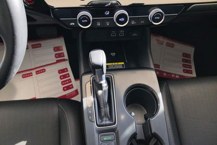 Used Honda Civic 2022 240TURBO CVT Dynamic Control Version Gear Lever