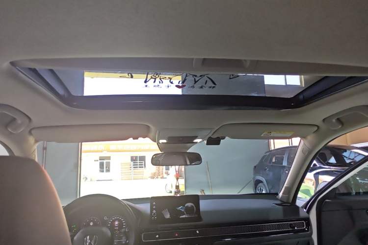 Used Honda Civic 2022 240TURBO CVT Dynamic Edition Headliner
