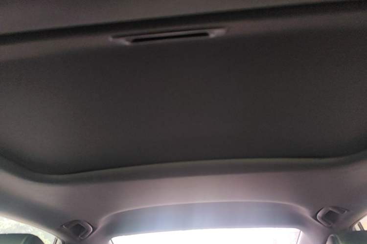 Used Honda Civic 2022 240TURBO CVT Dynamic Edition Headliner
