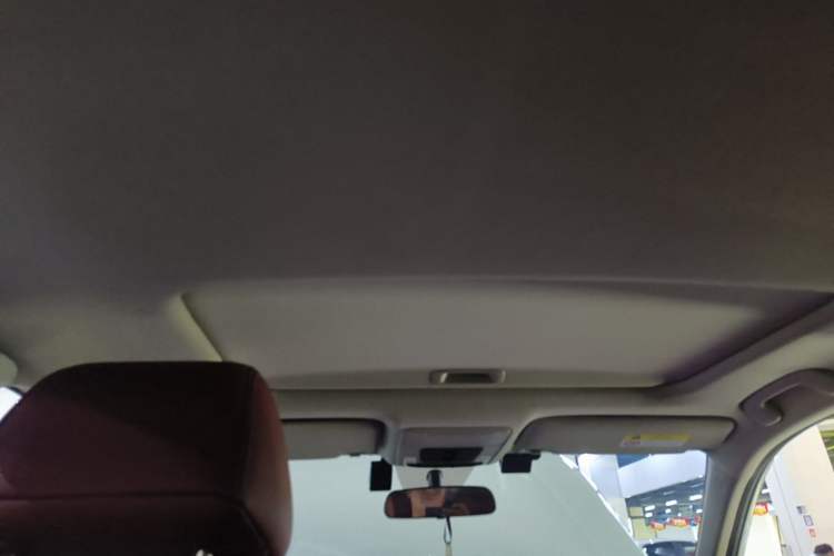 Used Honda Civic 2022 240TURBO CVT Dynamic Edition Headliner