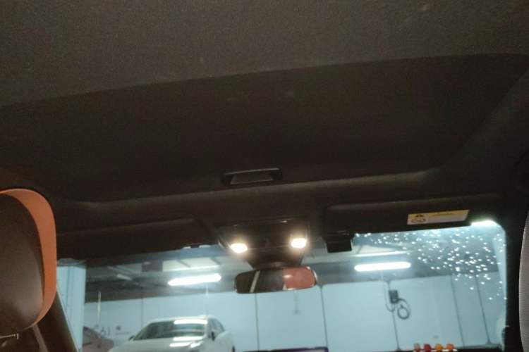 Used Honda Civic 2022 240TURBO CVT Dynamic Edition Headliner