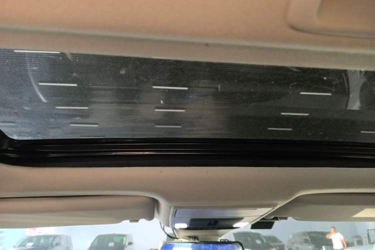 Used Honda Civic 2022 240TURBO CVT Dynamic Edition Headliner