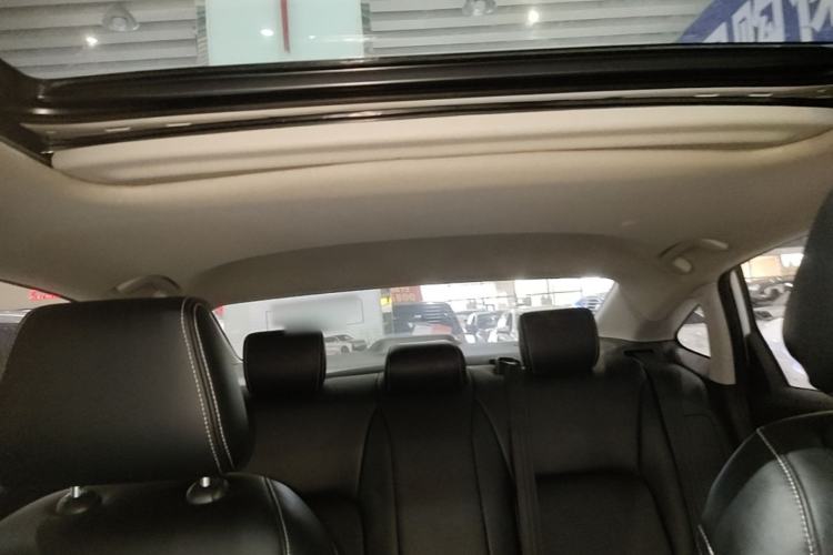 Used Honda Civic 2022 240TURBO CVT Dynamic Edition Headliner