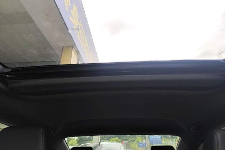 Used Honda Civic 2022 240TURBO CVT Dynamic Edition Headliner