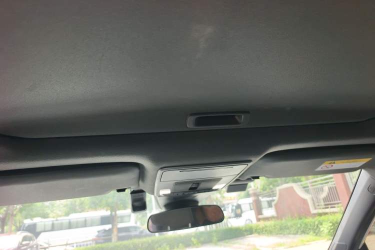 Used Honda Civic 2022 240TURBO CVT Dynamic Edition Headliner