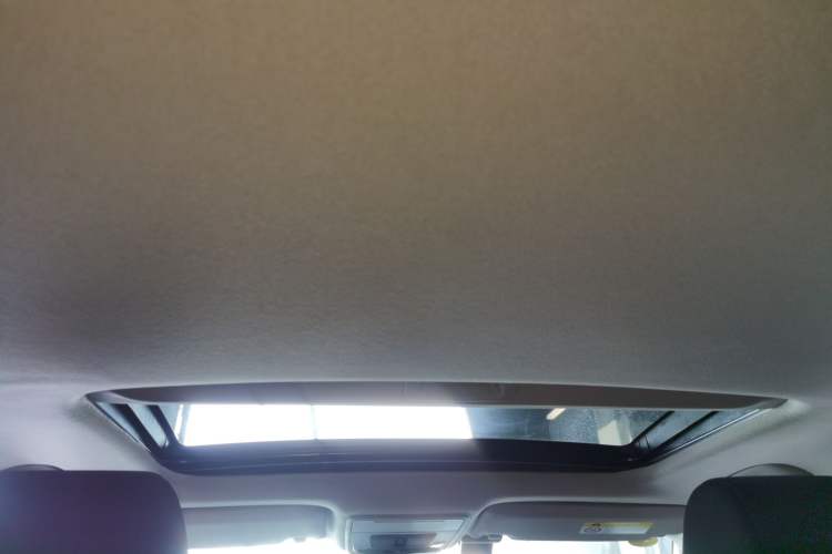 Used Honda Civic 2022 240TURBO CVT Dynamic Edition Headliner