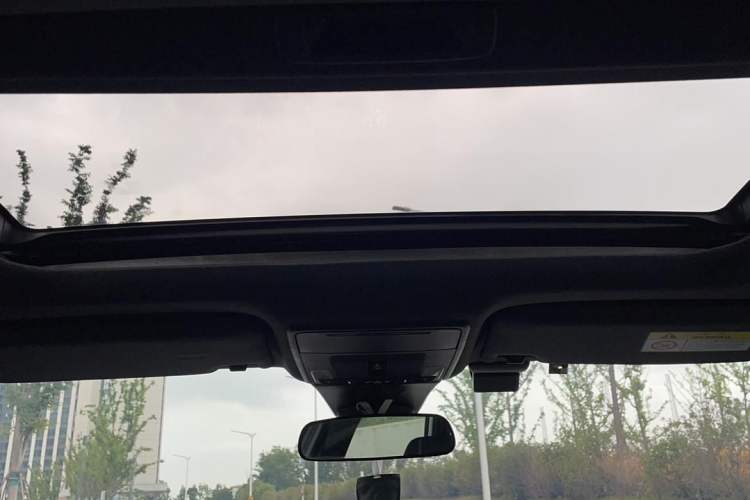 Used Honda Civic 2022 240TURBO CVT Dynamic Edition Headliner